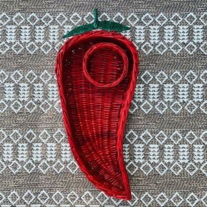 {VINTAGE} Wicker basket: Red Pepper Shape : 🌶❤️